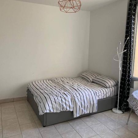 Magistic Studio Paris Montreuil Монтрей Екстериор снимка