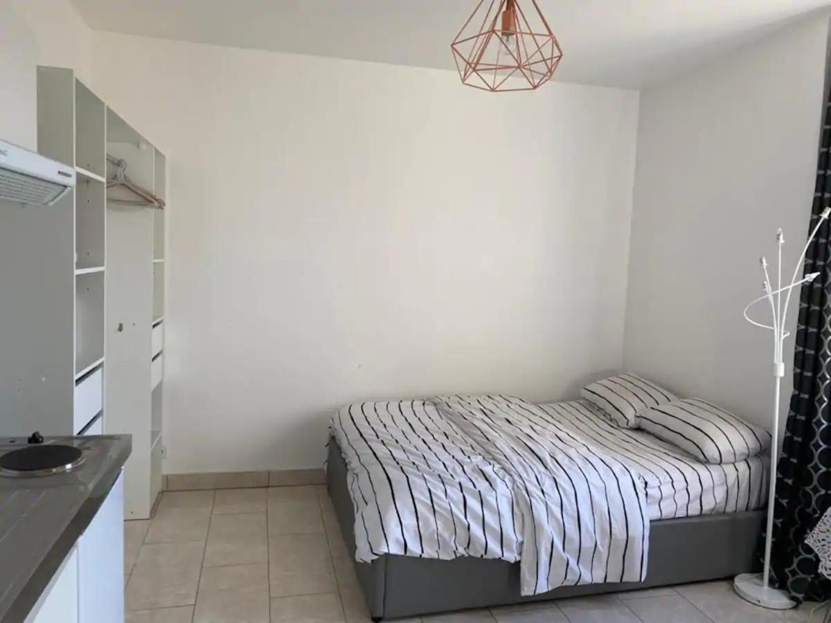 Magistic Studio Paris Montreuil Монтрей Екстериор снимка
